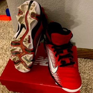 Boys Nike cleats size 1Y